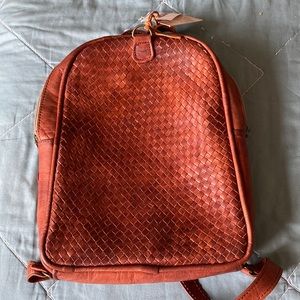 LEATHER BACKPACK